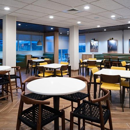 Fairfield Inn & Suites By Marriott Charlotte University Research Park Dış mekan fotoğraf