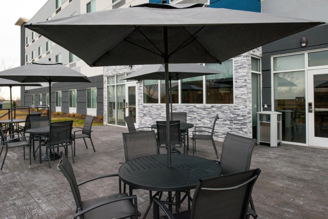 Fairfield Inn & Suites By Marriott Charlotte University Research Park Dış mekan fotoğraf